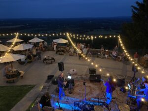 Band performing on the patio at Dirt Farm Brewing Loudoun County Brewery Live Music